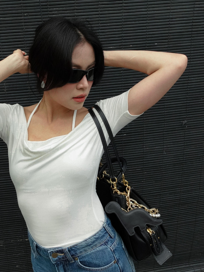 Hoàng Thùy Linh thay đổi phong cách đầy mới mẻ trong những hình ảnh được cô cập nhật (Instagram nhân vật).