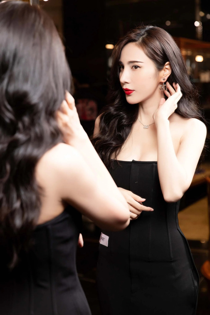 Buồn cho ca sĩ Thủy Tiên sau tuyên bố buông bỏ Ảnh 1