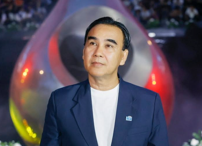 Quyền Linh là một trong những nghệ sĩ luôn nhận được sự quan tâm của công chúng qua nhiều năm hoạt động nghệ thuật. Ảnh: FBNV