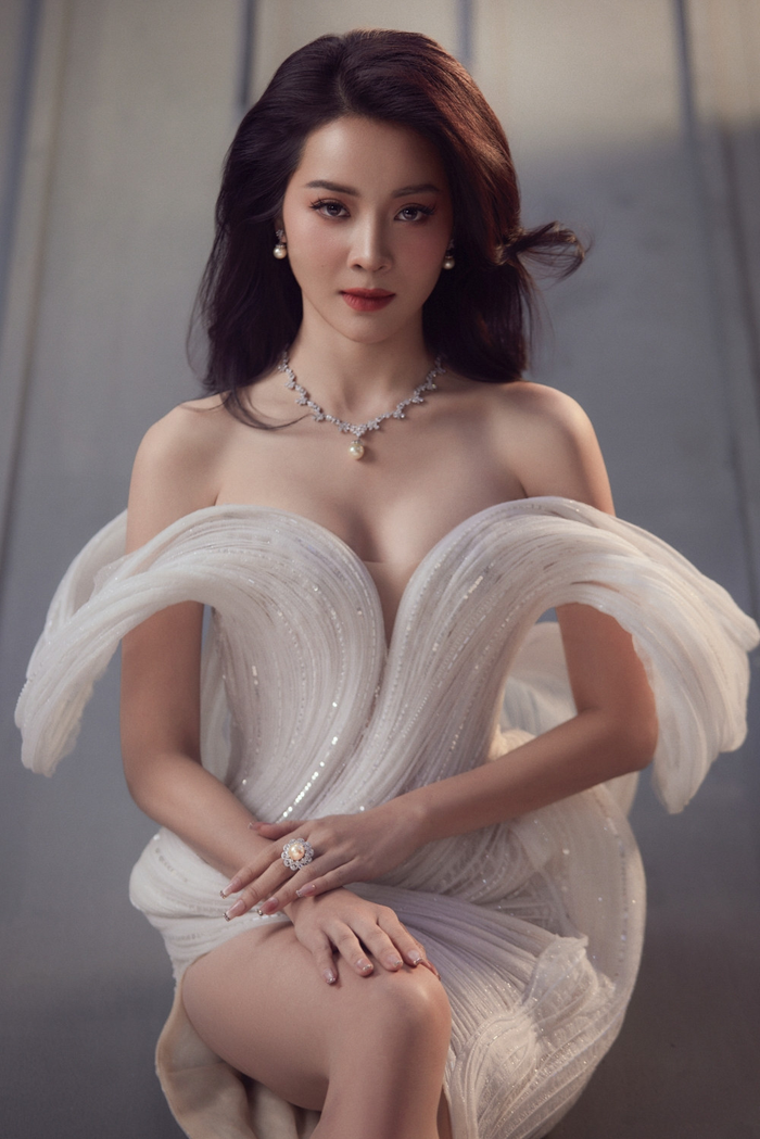 Nhan sắc xinh đẹp của nữ diễn viên Karen Nguyễn.