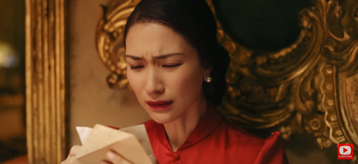 Hòa Minzy khóc cạn nước mắt trong MV vì tình địch Lý Lệ Hà.