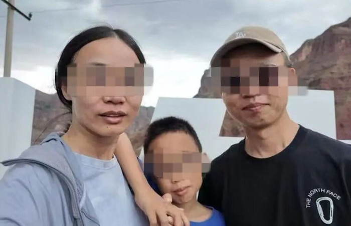 Vợ con bị lũ cuốn khi đi du lịch, 7 ngày sau được tìm thấy khiến người chồng ngã quỵ Ảnh 1