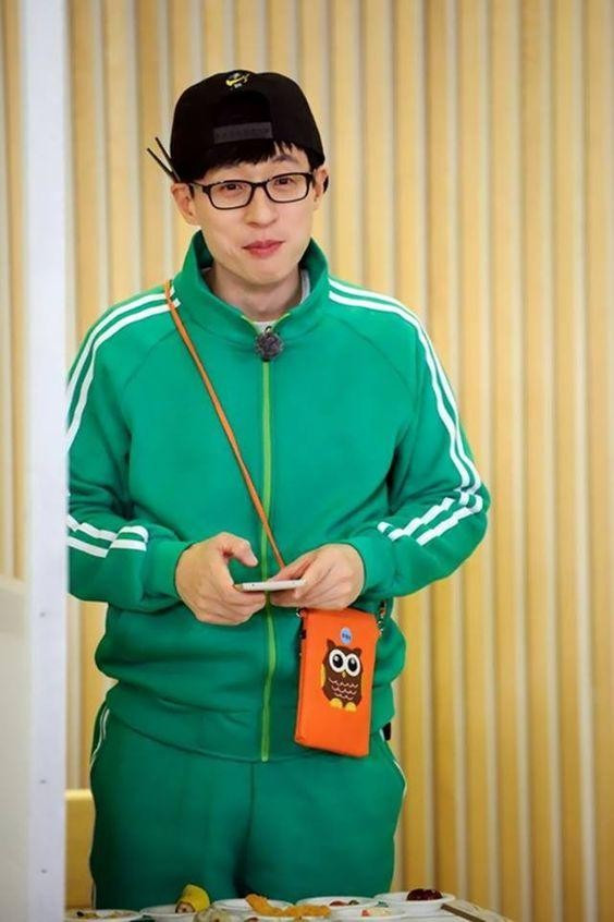Yoo Jae Suk và hành động đền đáp ân tình nhỏ khiến khán giả nức lòng. (Nguồn: Daum)