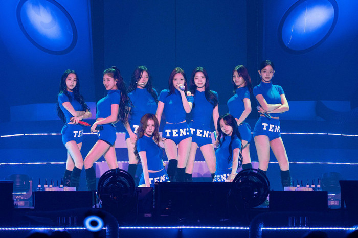TWICE có 'nối gót' BLACKPINK? Ảnh 5