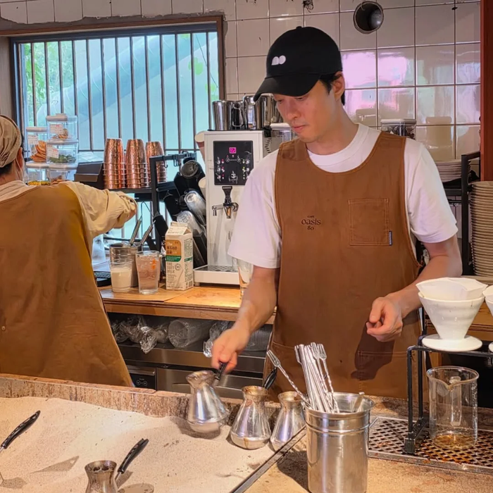 Quán cà phê của Lee Dong Gun từng nhận được nhiều sự quan tâm của công chúng. (Nguồn: Instagram nhân vật)