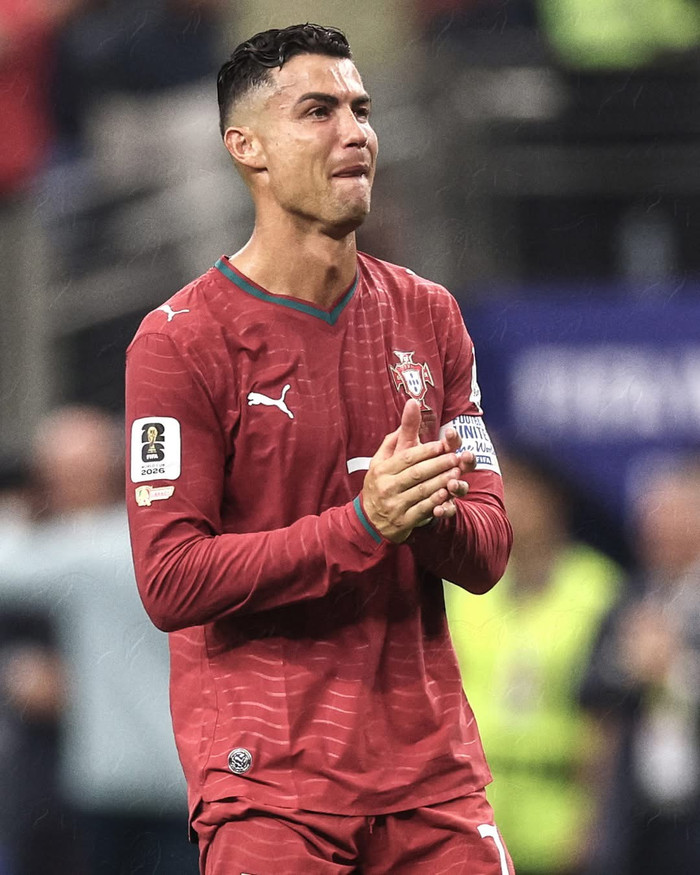 Cristiano Ronaldo khép lại sáu kỳ World Cup với nhiều kỷ lục cá nhân, nhưng Bồ Đào Nha vẫn chưa một lần chạm tay vào chiếc cúp vàng. Ảnh: ESPN