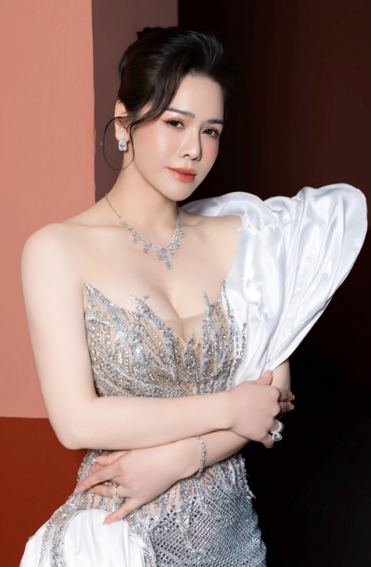 Nhật Kim Anh bén duyên với diễn xuất từ những năm 2000.