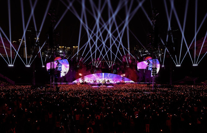 Từ BTS, BIGBANG đến The Weeknd: Goyang trở thành 'thủ phủ concert' mới của Hàn Quốc Ảnh 7