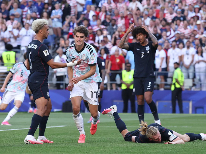 Một trong những quyết định gây tranh cãi nhất World Cup 2026 cuối cùng cũng không thể thay đổi số phận của đội tuyển Mỹ. Ảnh: FIFA