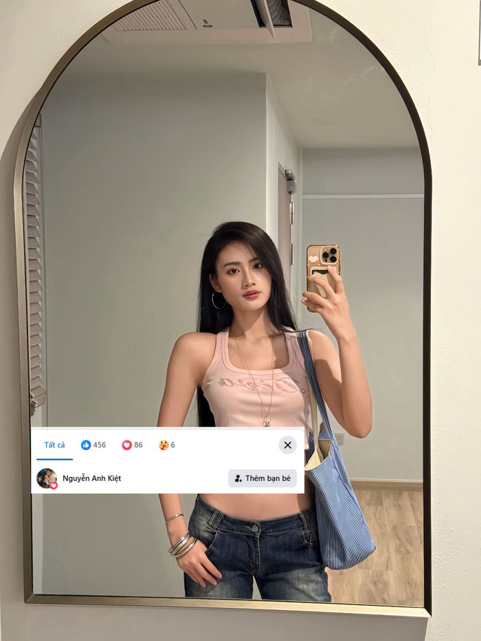 Bạn trai liên tục 'thả tim' khi Hoa hậu Ý Nhi chia sẻ hình ảnh đi du lịch Thái Lan.
