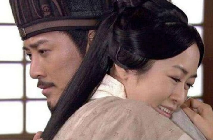 Gia Cát Lượng rất yêu thương vợ của mình. Ảnh: Sohu.