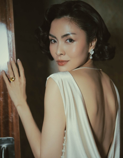Tăng Thanh Hà nhận được sự ủng hộ từ gia đình chồng trước màn tái xuất với Hoàng hậu cuối cùng. Ảnh: FBNV