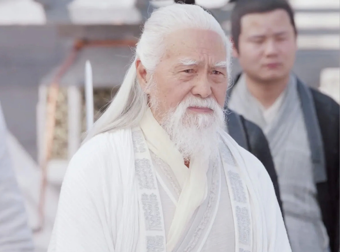 Trương Tam Phong là tổ sư phái Võ Đang, đồng thời là người sáng tạo ra Thái Cực Quyền và Thái Cực Kiếm.