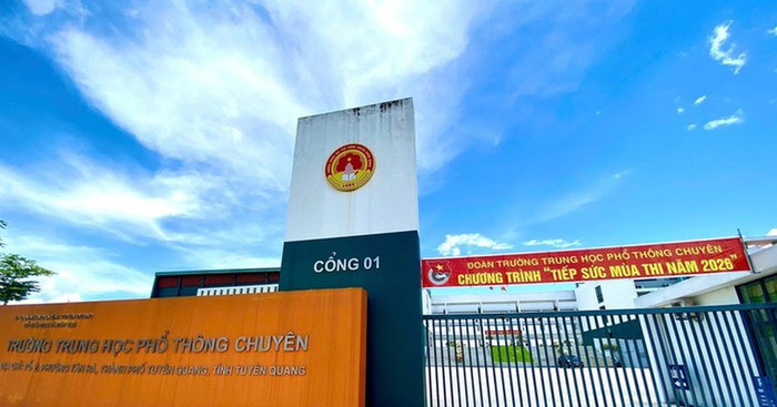 Khẩn trương xử lý vụ việc tại điểm thi Trường THPT Chuyên Tuyên Quang; rà soát tổng thể kết quả Kỳ thi tốt nghiệp THPT 2026 Ảnh 1