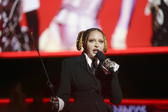 Madonna trước cơ hội viết lại lịch sử GRAMMY sau 20 năm Ảnh 7