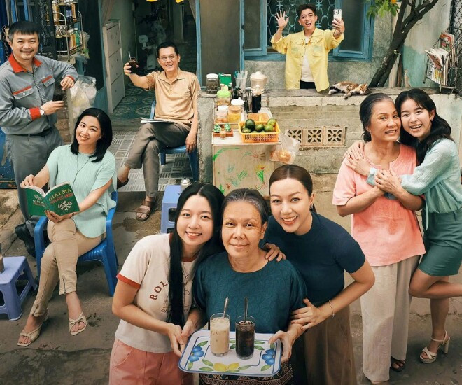Hồng Đào và NSƯT Hữu Châu&nbsp;từng hợp tác trong Cục Vàng Của Ngoại. Ảnh: NSX