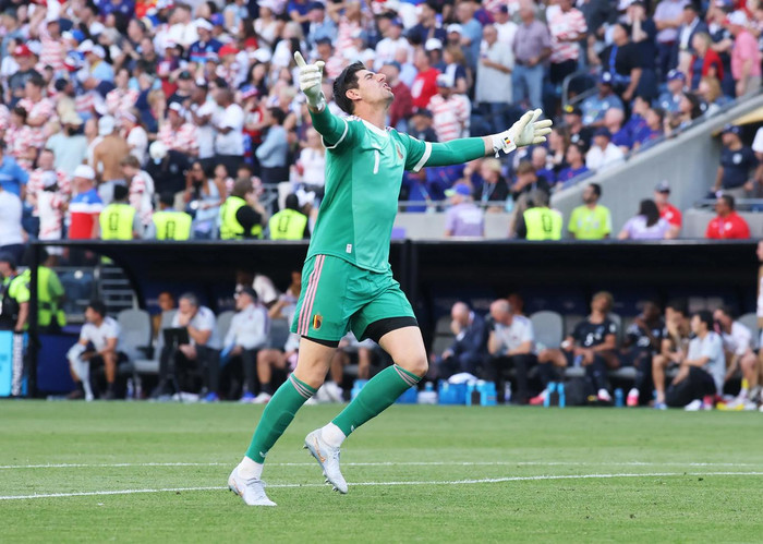 Courtois liệu có giúp Bỉ thắng Tây Ban Nha? Ảnh: FIFA