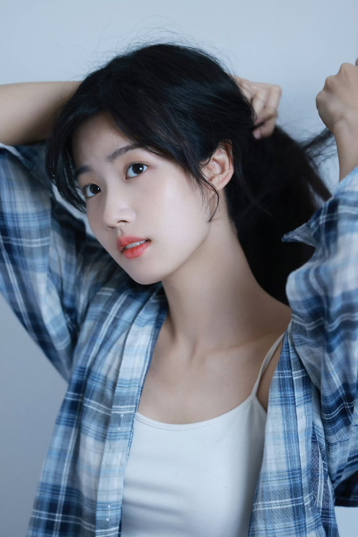 Người hâm mộ của Trương Lăng Hách đồng loạt bày tỏ sự phản đối trước thông tin Lư Dục Hiểu được nhắm cho vai nữ chính. Ảnh: Weibo&nbsp;