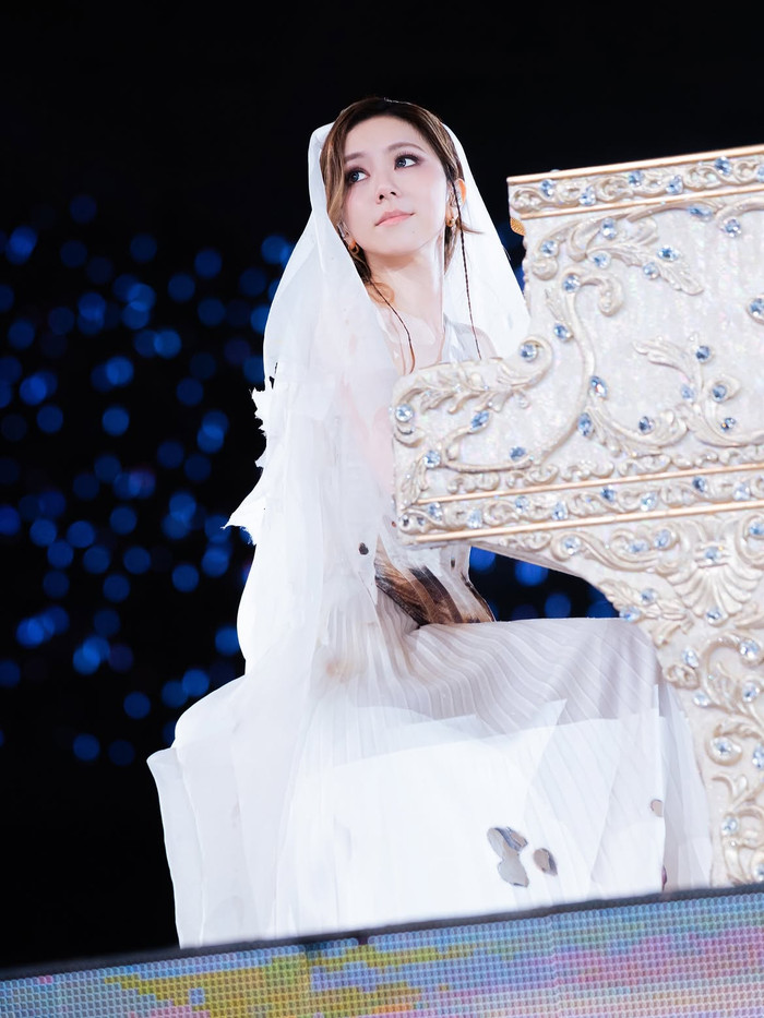 Hủy ba đêm concert do bão, Đặng Tử Kỳ có hành động ghi điểm tuyệt đối Ảnh 5
