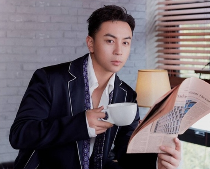 Những năm gần đây, Thích Tiểu Long chuyển hướng sang đạo diễn, chỉ đạo võ thuật và sản xuất phim thay vì tập trung đóng chính. Ảnh: Sohu.
