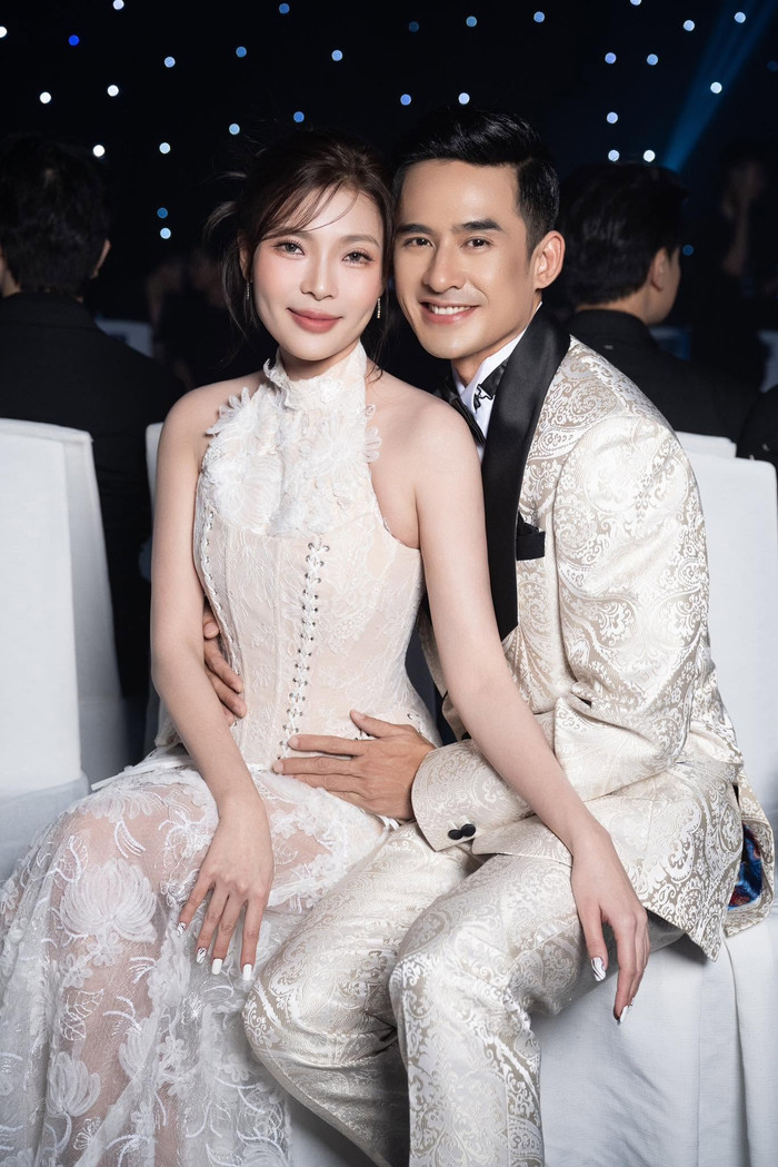 Lương Thế Thành và Thúy Diễm là một trong những cặp vợ chồng diễn viên được yêu mến nhất showbiz Việt.