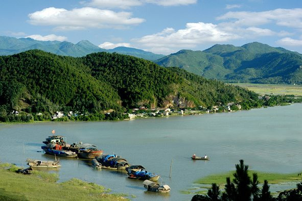 Những điểm đến ở Nghệ An quê bà xã Hồ Văn Cường càng đi vào tháng 8 càng đẹp Ảnh 6