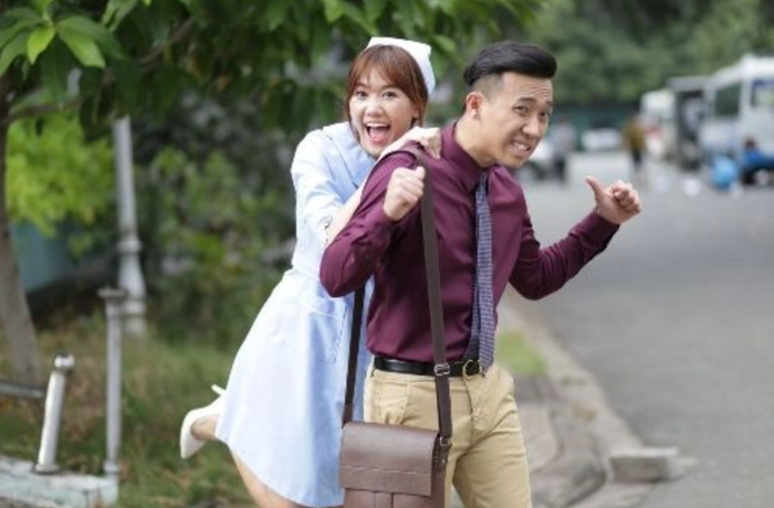 Trấn Thành nảy sinh tình cảm với Hari trên trường quay phim 'Bệnh viện ma'.