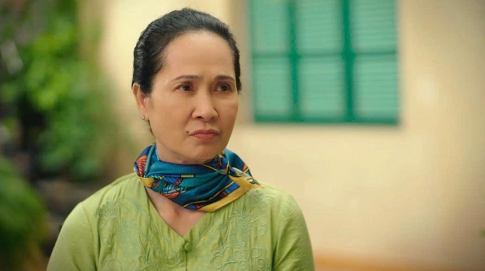 Sau Bước chân vào đời, NSND Lan Hương tiếp tục trở lại với một vai diễn giàu màu sắc gia đình và đời sống. Ảnh: VTV.