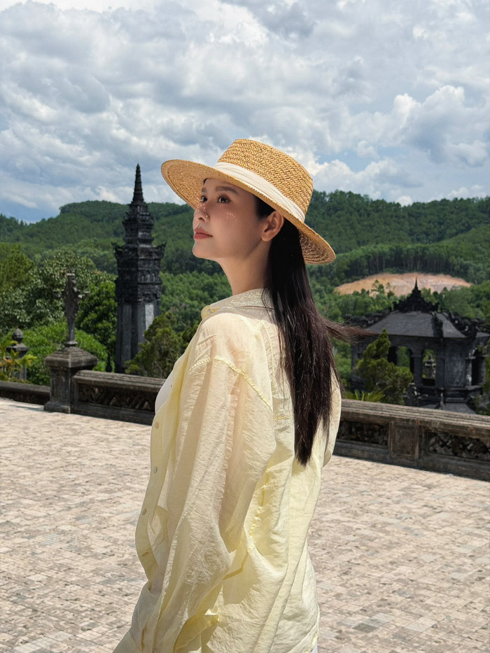 Trương Quỳnh Anh tích cực tham gia các chương trình thiện nguyện.