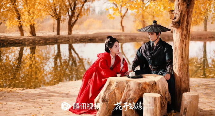 Hoa Khai Cẩm Tú mang màu sắc chính kịch vượt kỳ vọng. Ảnh: Weibo.