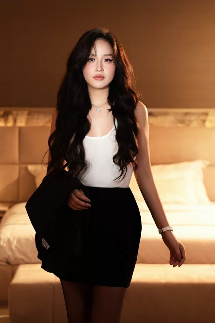 Hoa hậu Mai Phương Thúy sinh ra và lớn lên ở Hà Nội.