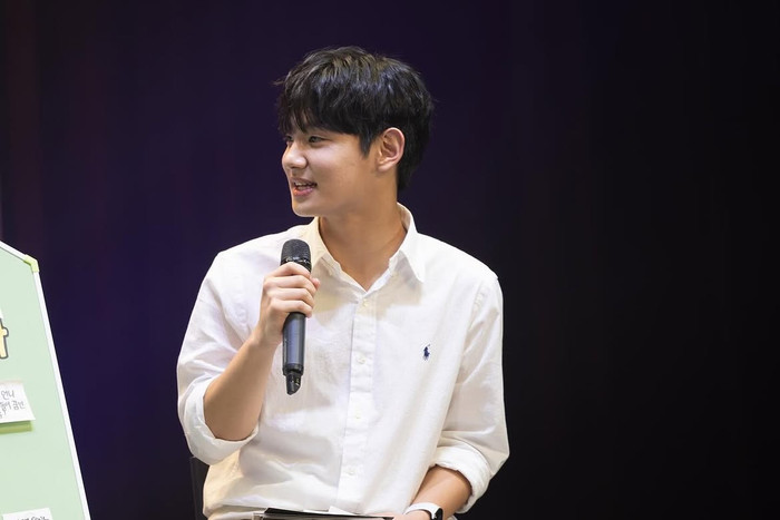 Cậu bé từng gây bão với Baby Shark chính thức debut làm ca sĩ Kpop Ảnh 4