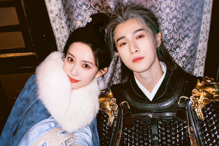 Cửu Trùng Tử kết hợp các yếu tố trọng sinh, gia đấu và quyền mưu thông qua hành trình thay đổi số phận của Đậu Chiêu. Mạnh Tử Nghĩa đảm nhận vai nữ chính, người từng trải qua một cuộc đời nhiều bi kịch với những tổn thương từ gia đình và hôn nhân. Sau khi có cơ hội làm lại, Đậu Chiêu mang theo ký ức của kiếp trước để chủ động đối phó những âm mưu từng khiến mình rơi vào đường cùng. Trên hành trình ấy, nàng gặp Tống Mặc do Lý Quân Nhuệ thủ vai. Cả hai dần trở thành những người đồng hành và cùng đối mặt với các biến cố liên quan đến gia tộc, quyền lực. Không chỉ tập trung vào tình yêu, bộ phim còn gây chú ý nhờ hành trình nữ chính từng bước nắm lại quyền quyết định cuộc đời mình.