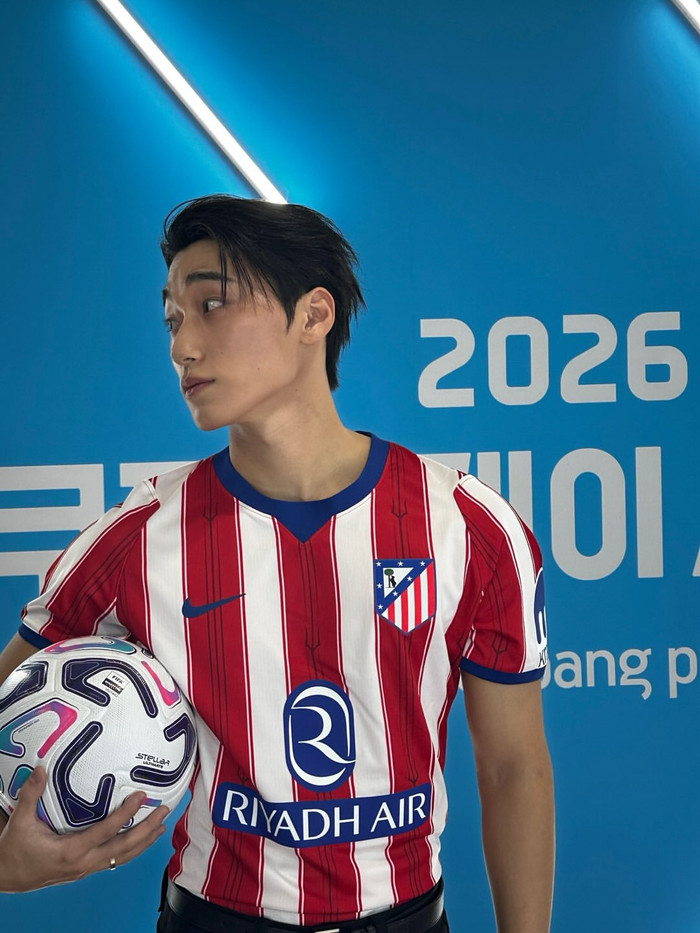 Nam thần tượng hot nhất ATEEZ gây tranh cãi Ảnh 5