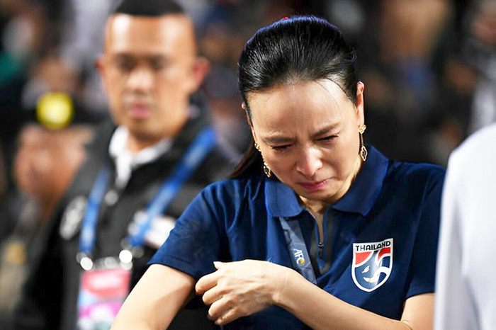 Madam Pang đưa ra quy định nghiêm ngặt sau vụ cầu thủ Thái Lan bị sét đánh tử vong. Ảnh: FAT