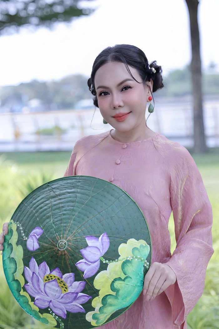 Khán giả đặc biệt mong chờ sự trở lại của Việt Hương trên màn ảnh rộng. (Ảnh: FBNV)