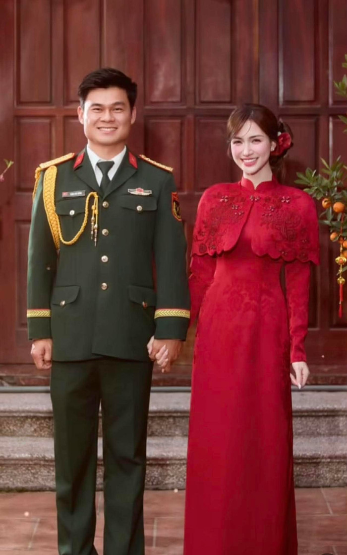Hòa Minzy chia sẻ khoảnh khắc hạnh phúc bên chồng sắp cưới.