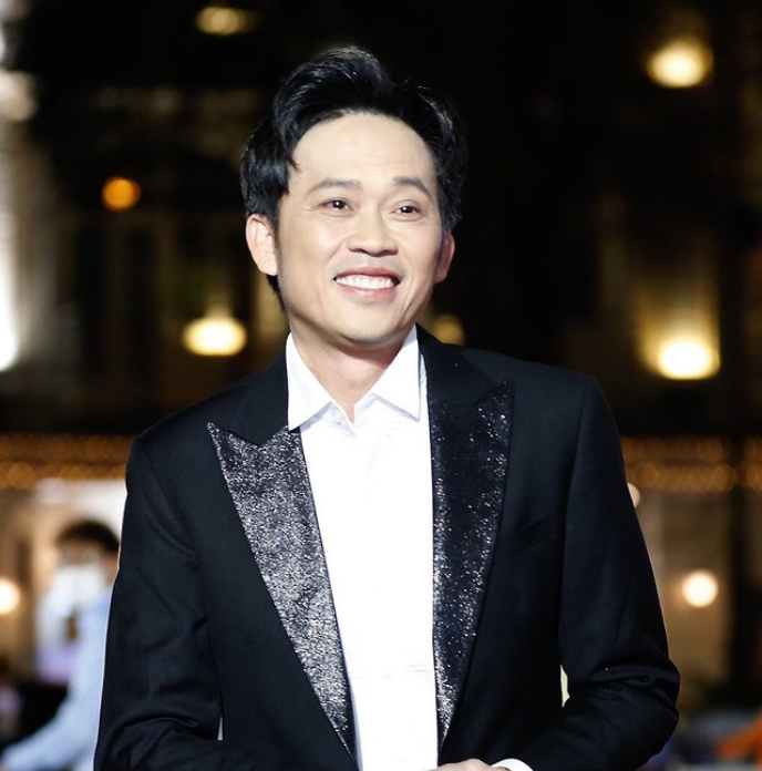 Nghệ sĩ Hoài Linh hiện tại.