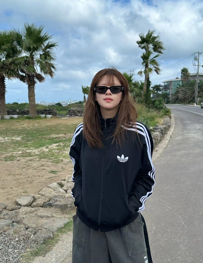 Jeongyeon rời JYP. viết tâm thư dấy lên nghi vấn chỉ trích công ty cũ Ảnh 2