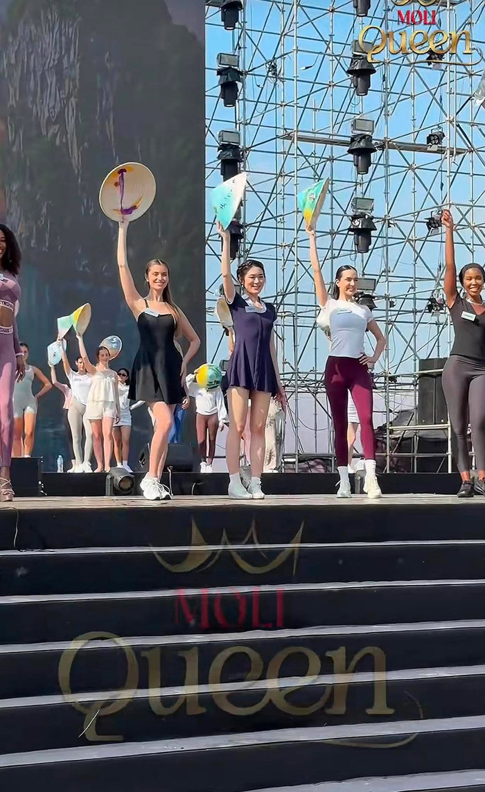 Hơn 100 thí sinh tập luyện cho đêm khai mạc Miss World vào hôm nay. (Ảnh từ TikTok Moli Queen)