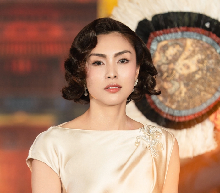 Tăng Thanh Hà trở lại với dự án điện ảnh Hoàng hậu cuối cùng.&nbsp;