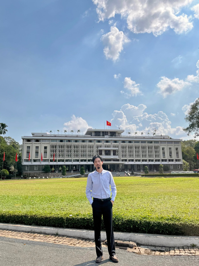 Đen Vâu vẫn chọn cách xuất hiện quen thuộc, giản dị, kín tiếng và để âm nhạc tự lên tiếng. Ảnh: FBNV&nbsp;
