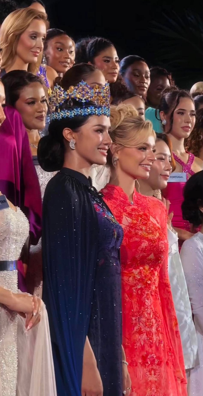 Tài khoản Instagram của Miss World đăng tải khoảnh khắc ấn tượng trong lễ khai mạc Miss World.&nbsp;
