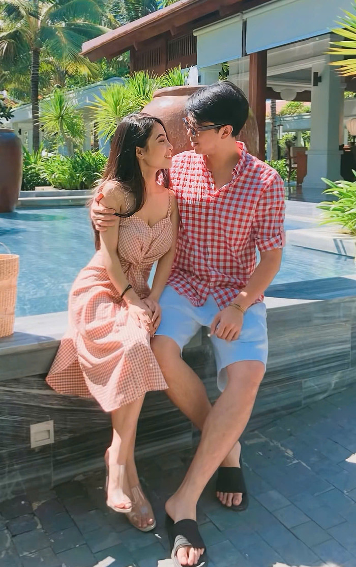 Kiều Anh cho biết cô quen ông xã từ năm 19 tuổi và đến nay đã bước sang tuổi 32. Ảnh chụp màn hình Tiktok Kiều Anh