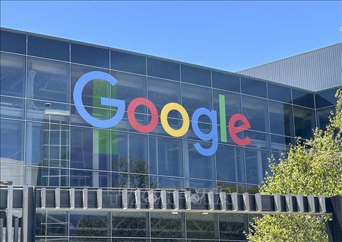 Google sở hữu lợi thế lớn về hạ tầng, chip TPU, Google Cloud và hệ sinh thái sản phẩm với hàng tỷ người dùng trong cuộc đua AI. Ảnh: Google.