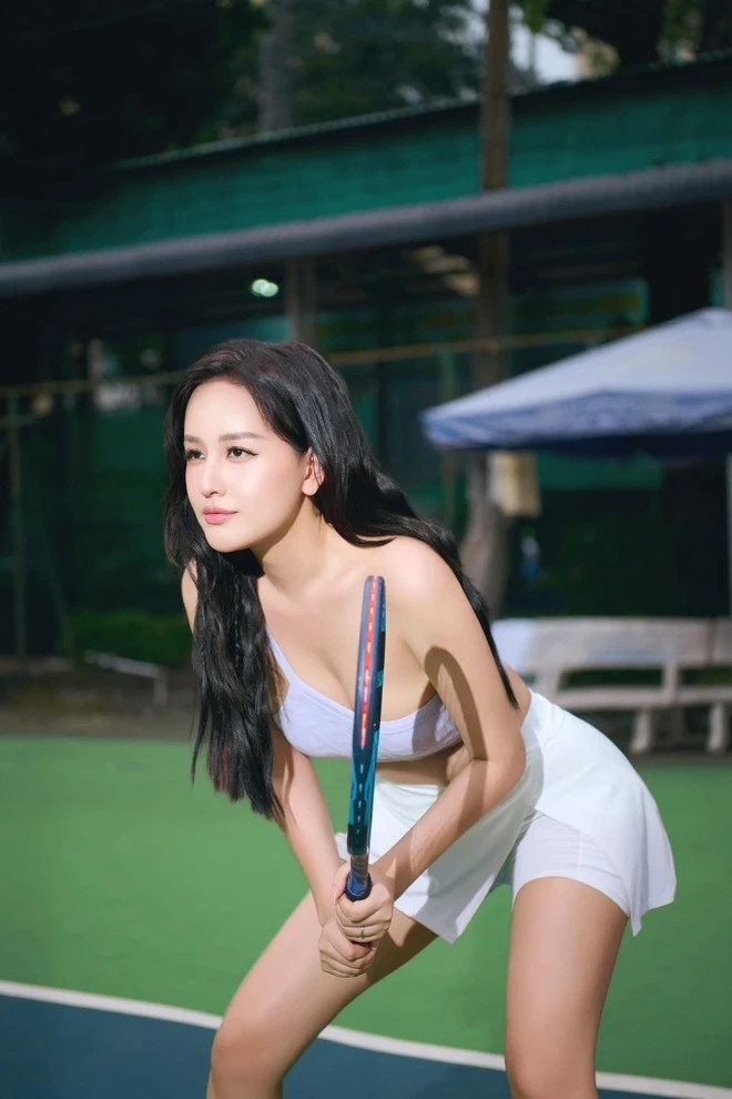 Nàng hậu khen ngợi bộ môn này đã mang đến nhiều lợi ích sức khỏe, sắc đẹp cho cô nàng.