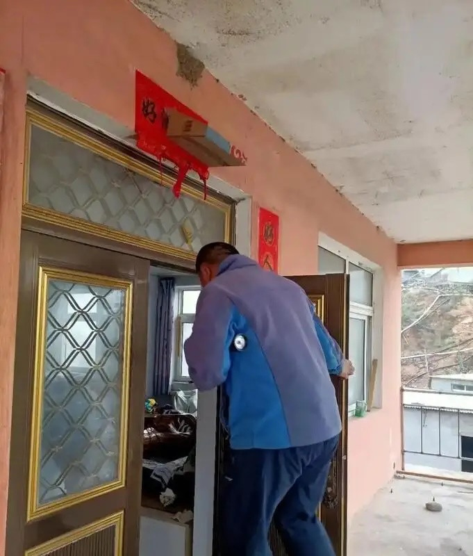 Cảnh tượng lạ xuất hiện trong đám cưới của cặp đôi trẻ, nhiều người chứng kiến xôn xao Ảnh 3