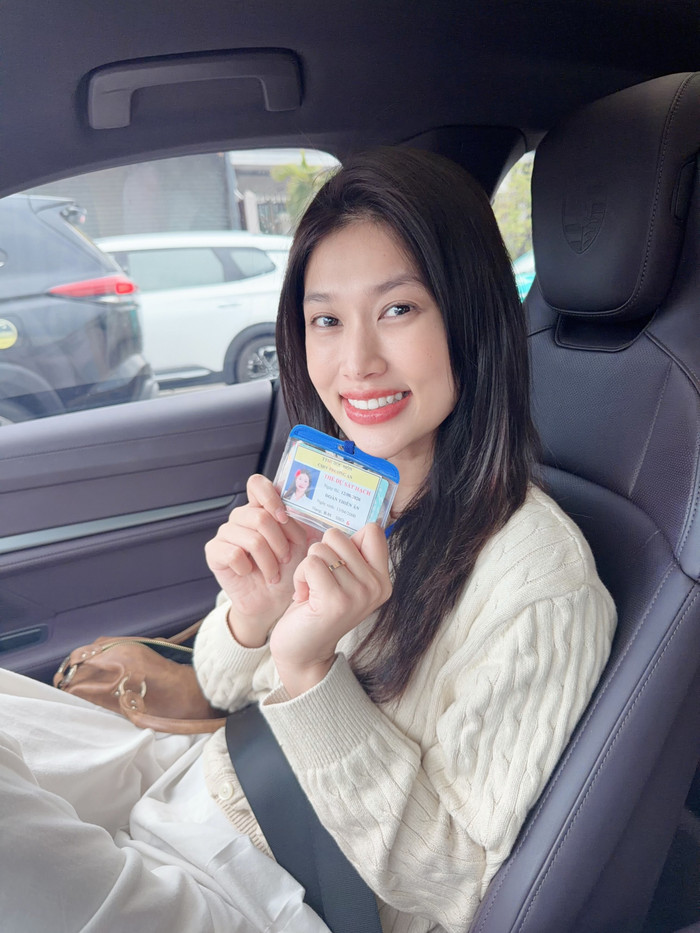 Gương mặt tươi tắn cùng nụ cười rạng rỡ cho thấy niềm vui của Thiên Ân trước một cột mốc mới trong cuộc sống. Ảnh: ThreadsNV