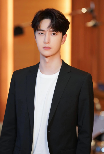 Vương Nhất Bác.