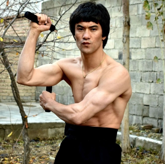 Lý Tiểu Long.